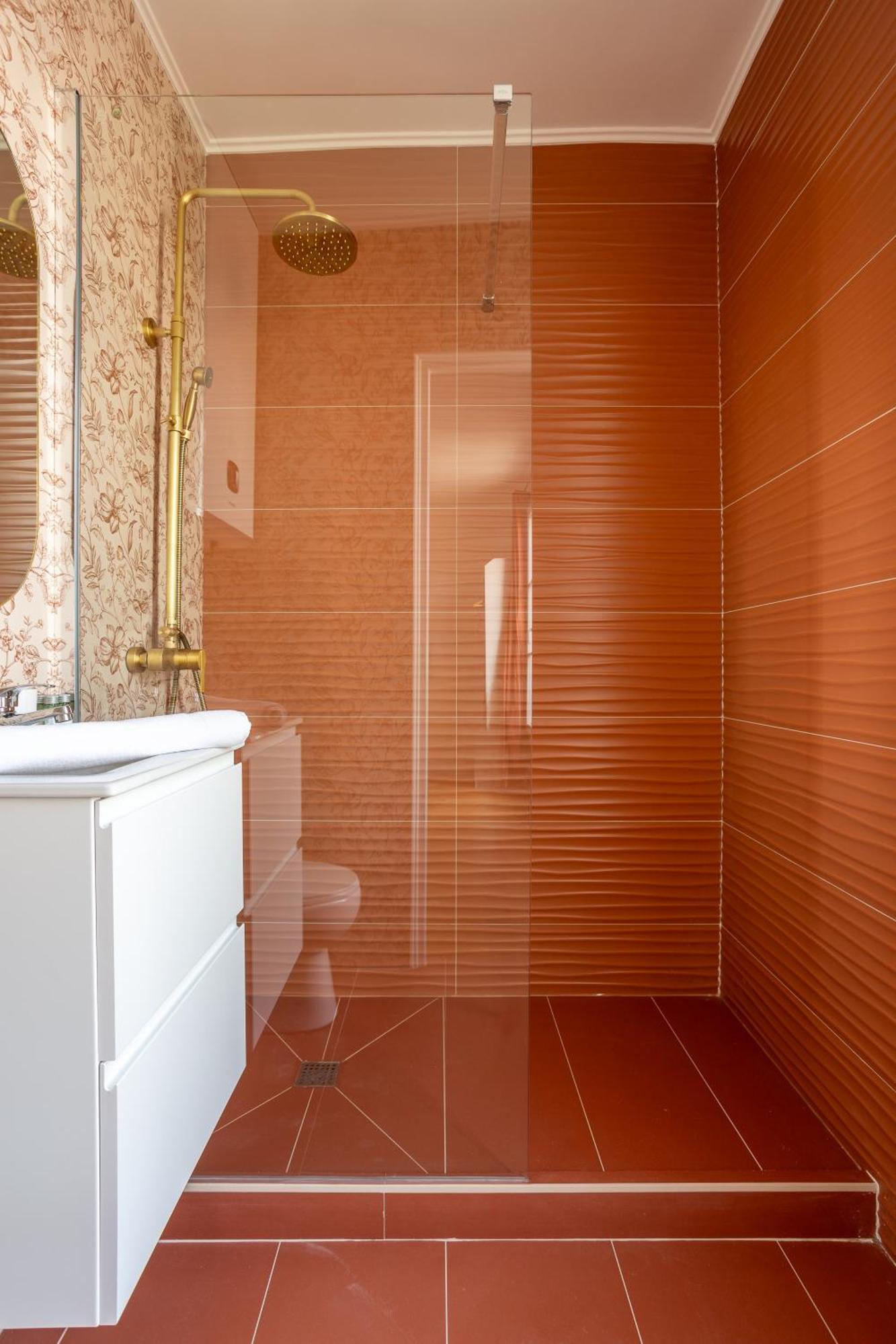 The Charming Republic Place Apartment